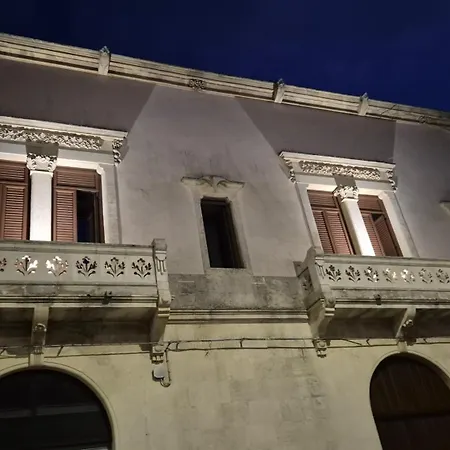Palazzo Chloris Romantica Dimora Liberty Salento Tatil Evi *
