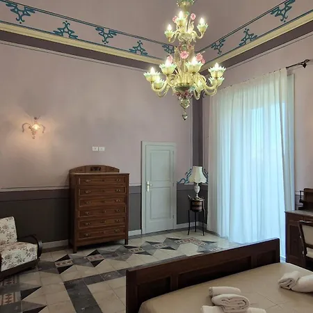 Palazzo Chloris Romantica Dimora Liberty Salento