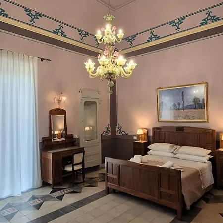Feriehus Palazzo Chloris Romantica Dimora Liberty Salento Poggiardo