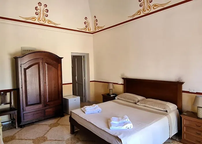 Palazzo Chloris Romantica Dimora Liberty Salento Poggiardo